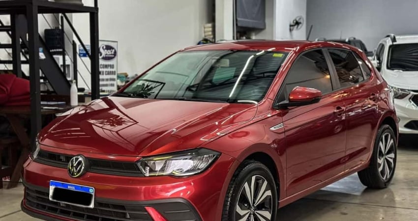 Volkswagen Polo Comfortline TSI 1.0 Flex 12V Aut.  - Vermelha - 2023/2024