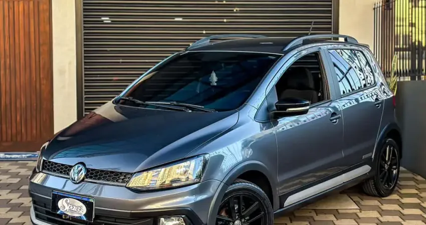 Volkswagen Fox Xtreme 1.6 Flex 8V 5p  - Cinza - 2019/2020