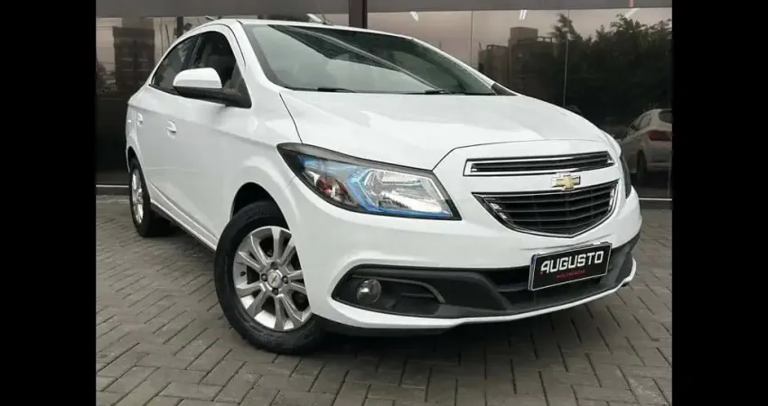 Chevrolet Prisma LTZ 1.4 AUT - Branca - 2014/2014