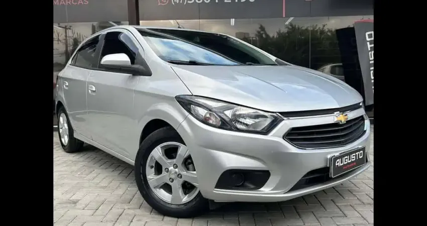 Chevrolet Onix HATCH LT 1.4 8V FlexPower 5p Mec.  - Prata - 2019/2019