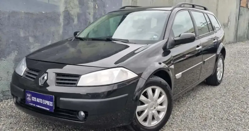 Renault MEGANE 1.6 DYNAMIQUE GRAND TOUR 16V FLEX 4P MANUAL