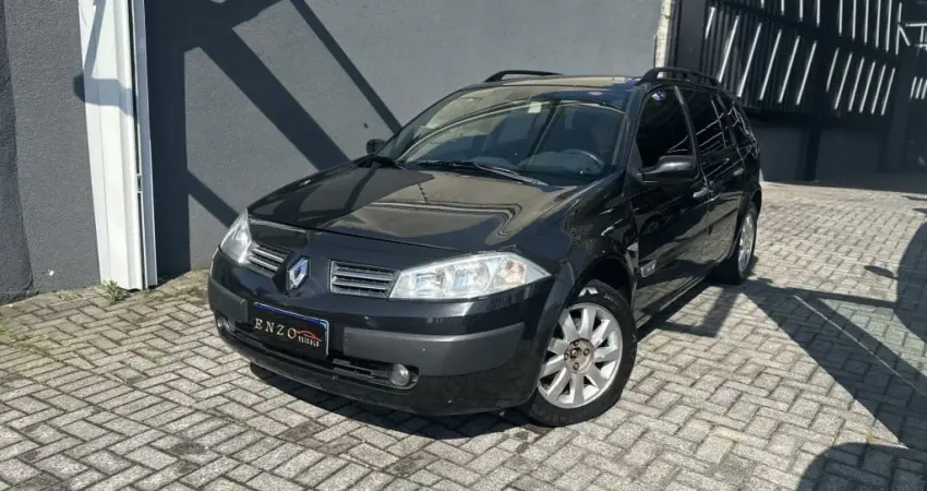 Renault Megane Grand Tour Dynamique \(1.6\) \(16V\) \(2012\). 
