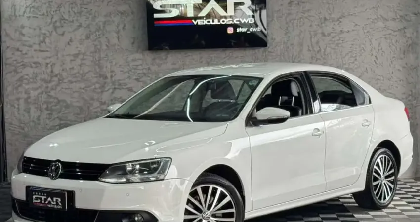 VOLKSWAGEN JETTA 2.0 TSI HIGHLINE 211CV GASOLINA 4P TIPTRONIC 2013