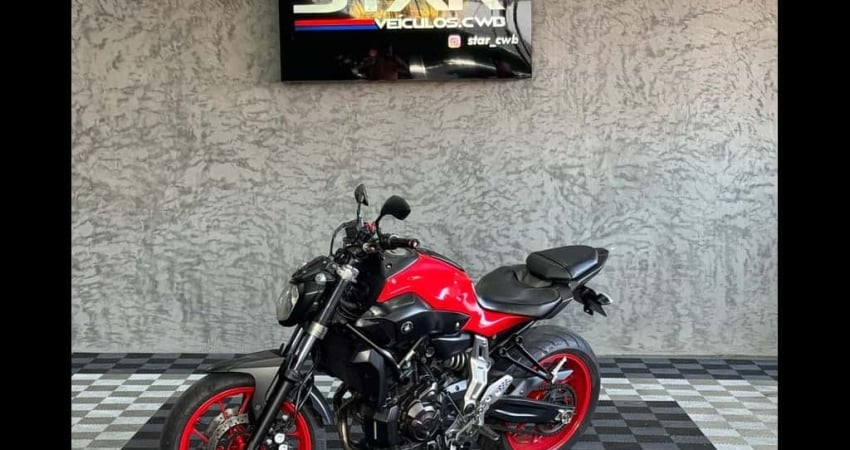 YAMAHA MT-07 2016