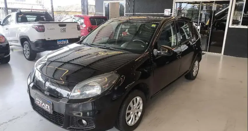 RENAULT SANDERO EXP 1.0 16V 2014