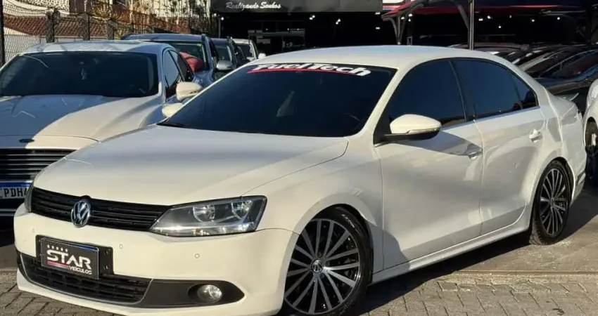 VOLKSWAGEN JETTA 2.0 T 2013