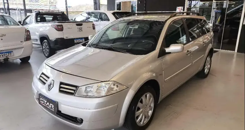 RENAULT MEGANEGT DYN 16 2011