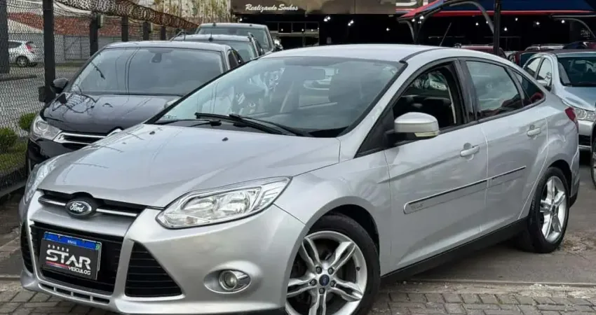 FORD FOCUS SE AT 2.0 S 2014