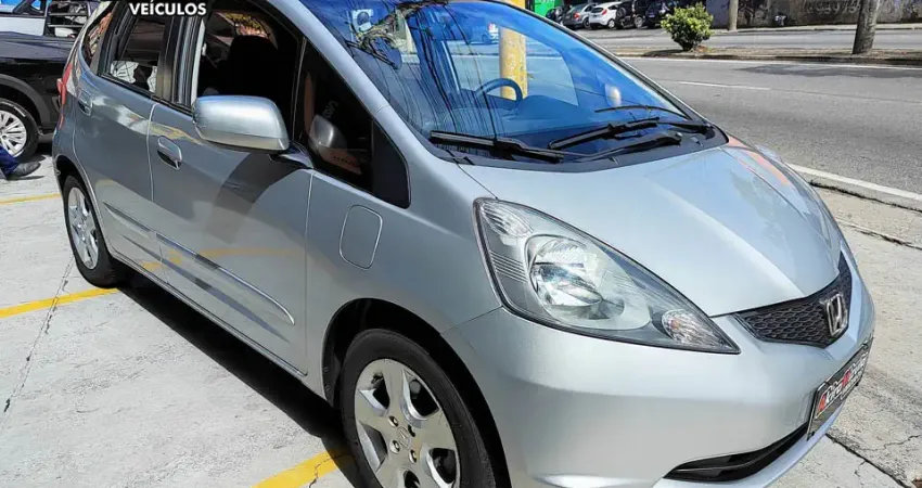 Honda Fit Lx 1.4 cambio manual 2010