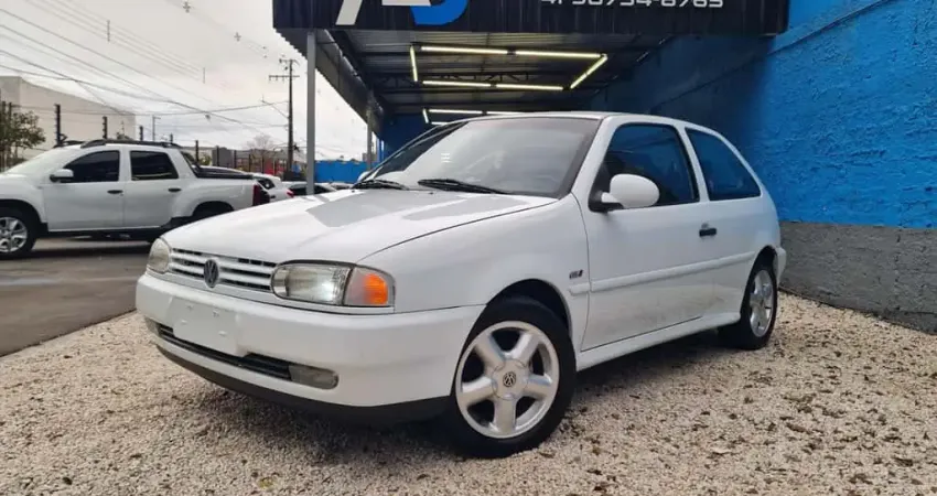 VOLKSWAGEN GOL GLi 1.8 1996