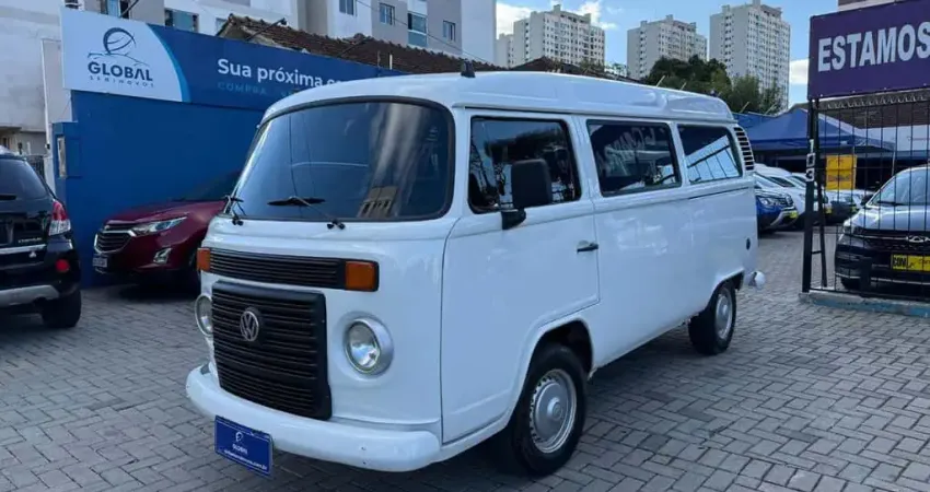 VOLKSWAGEN KOMBI 2010