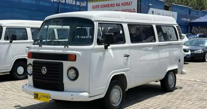 VOLKSWAGEN KOMBI LOTAÃÃO 2012