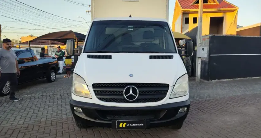 2013 M.BENZ 311CDISTREETC