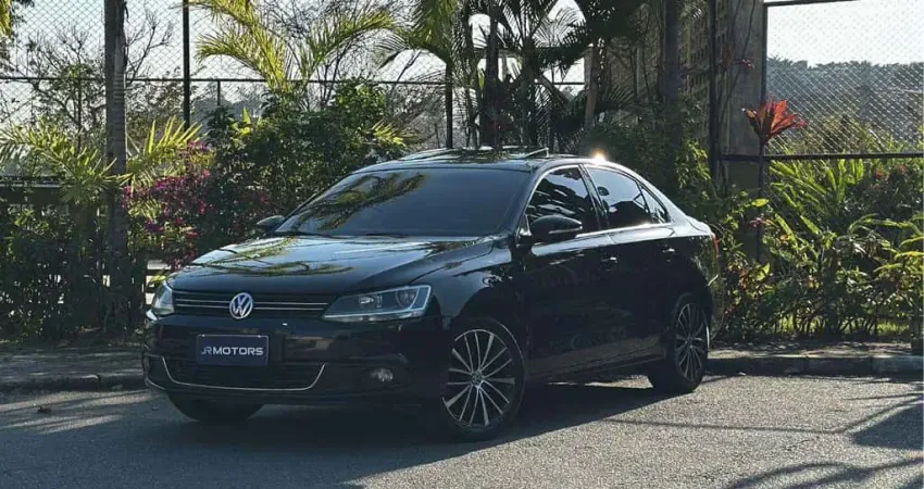VOLKSWAGEN JETTA 2.0T 2013