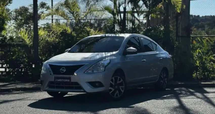 NISSAN VERSA 16SL CVT 2017
