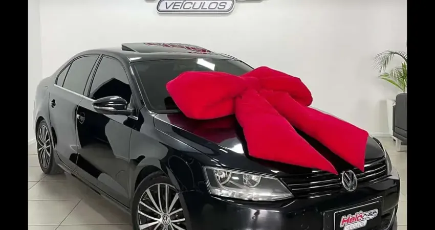 VOLKSWAGEN JETTA HIGHLINE TIPTRONIC 2.0 TSI AUT. 2014