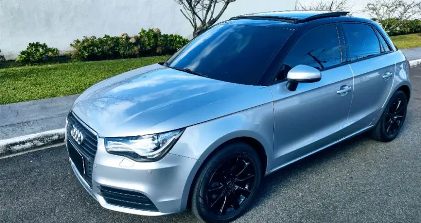 Audi A1 Sport back teto panorâmico 