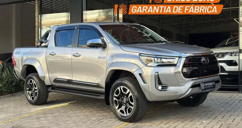 TOYOTA HILUX CD SRX PLUS 4X4 2.8 TDI DIE. AUT. 2023/2024