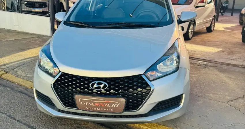 veiculo sedã, automático, com a praticidade e qualidade que você procura em um carro. 