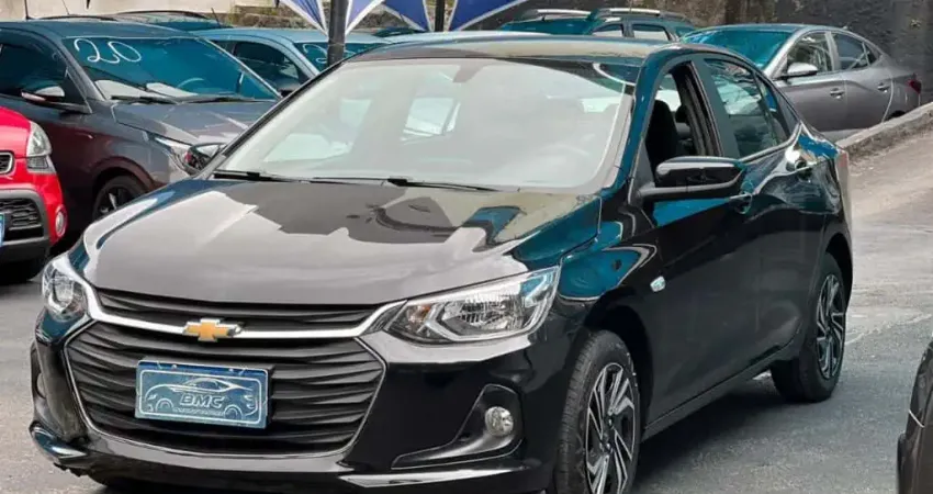 ONIX SEDAN Plus LT 1.0 12V Flex 4p Mec.