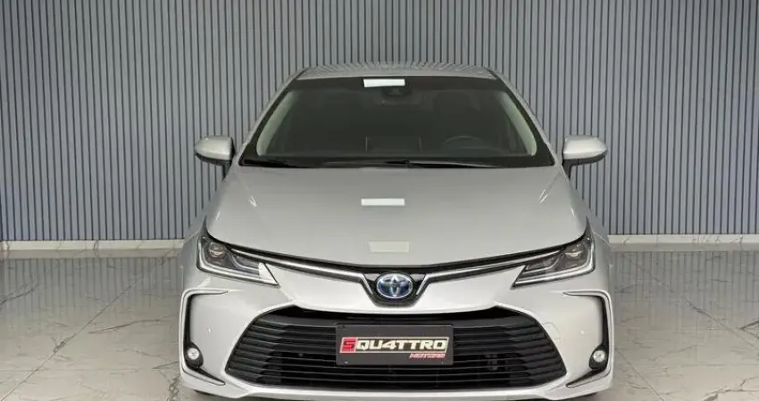 corolla altis hybrido