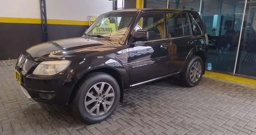 MITSUBISHI PAJERO TR4 2.0 4X2 16V 140CV FLEX 4P AUTOMATICO  2013