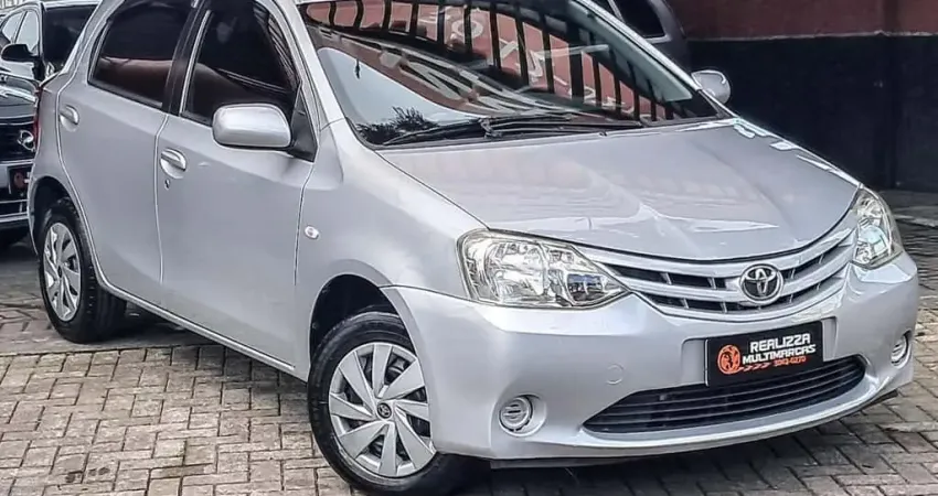 TOYOTA ETIOS HB XS 1.3 2013