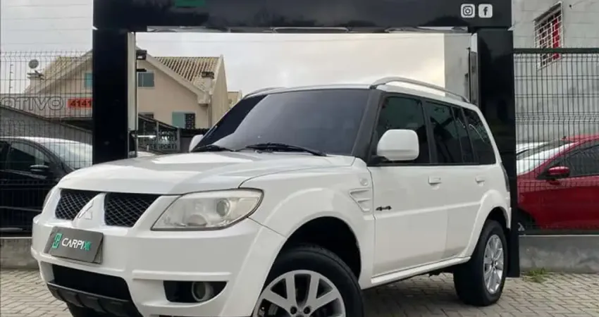 MITSUBISHI PAJERO TR4 2.0 4X4 16V 140cv - 2013/2013