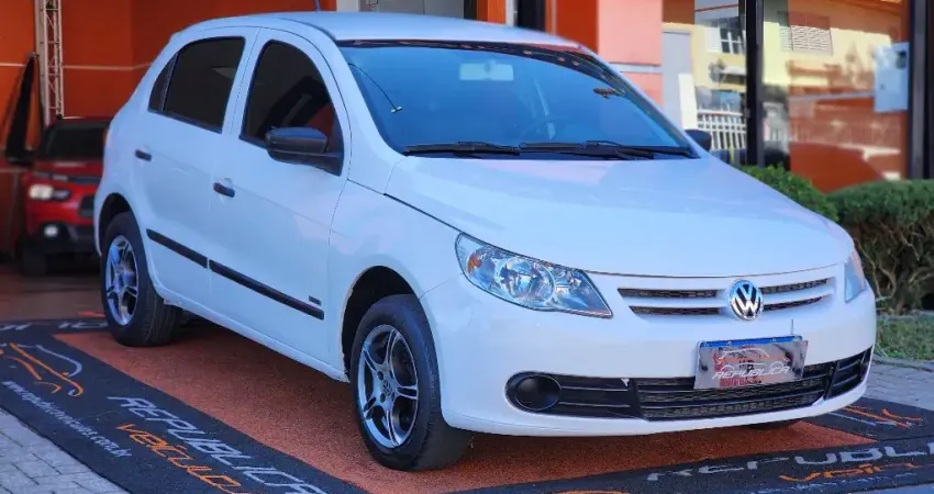 VOLKSWAGEN GOL