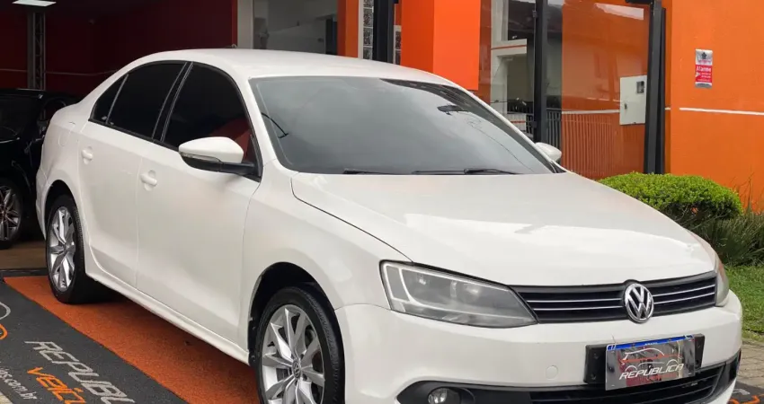 VOLKSWAGEN JETTA CONFORTLINE  2.0 FLEX 2012