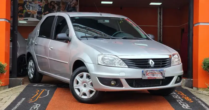 Renault Logan 1.6 Expression 2011 – R$ 25.900 Sedã espaçoso, motor forte e excelente custo-benefício