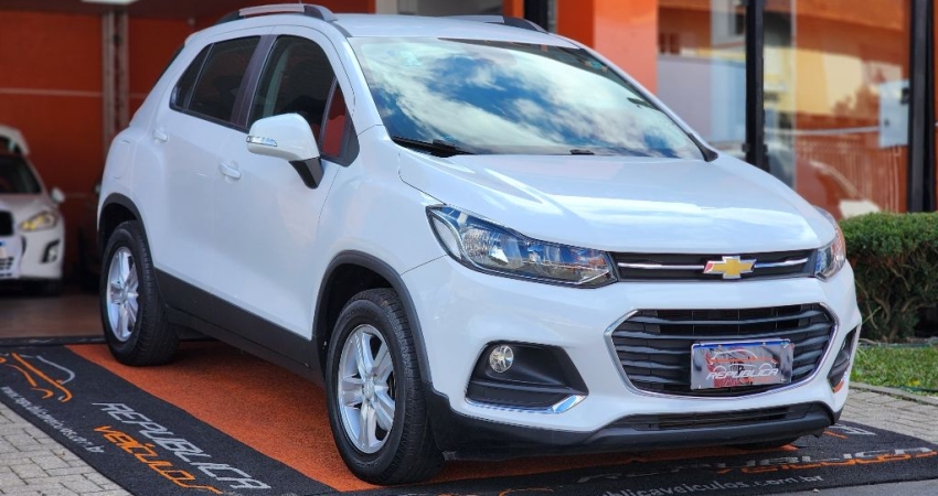  CHEVROLET TRACKER LT 1.4 TURBO 2017/2018 – TECNOLOGIA, CONFORTO E DESEMPENHO! 