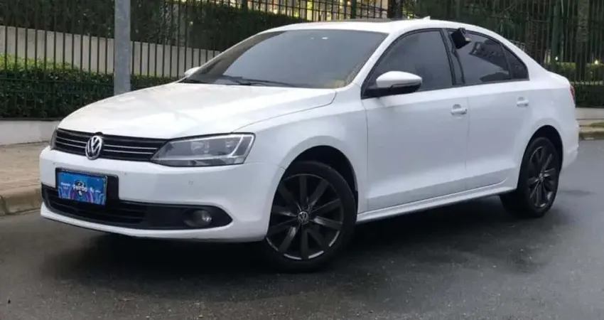 VOLKSWAGEN JETTA COMFORTLINE 2.0 T.FLEX 8V 4P TIPT 2014