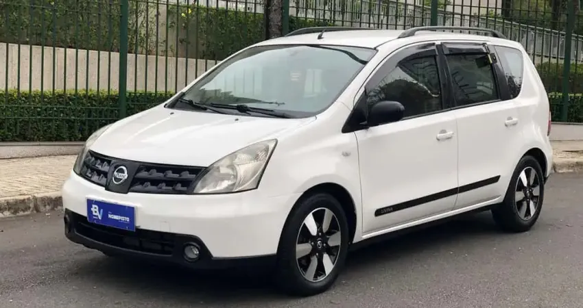 NISSAN LIVINA 16 SL 2010