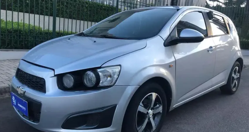CHEVROLET SONIC LT HB AT 2014