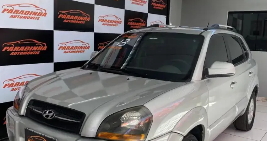 TUCSON AUTOMATICO