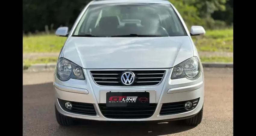 VOLKSWAGEN POLO SEDAN 1.6 8V COMFORTLINE 4P 2012