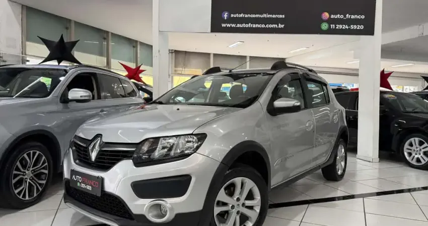 RENAULT SANDERO STEPWAY DYNAMIQ. FLEX 1.6 16V 5P Mec.
