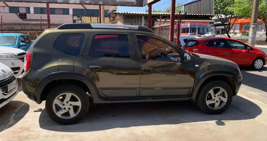 RENAULT DUSTER 20 D 4X4 2013
