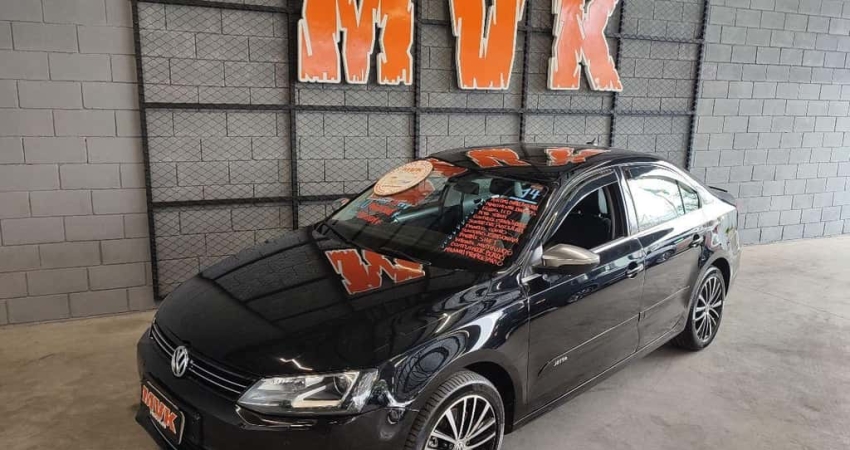 Volkswagen Jetta 2.0 Highline Aut Flex  2014