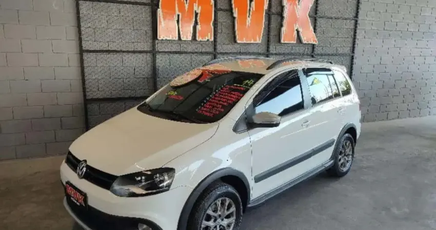 Volkswagen Spacecross 1.6 GII Mec Flex 2014