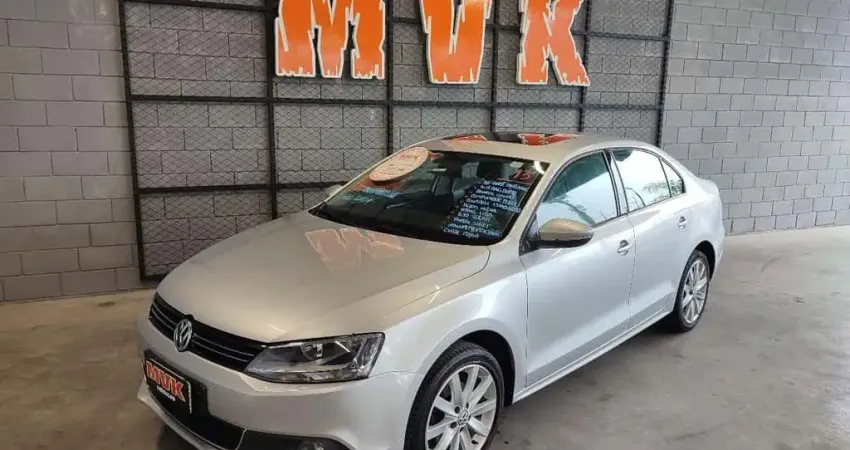 Volkswagen Jetta 2.0 Aut Flex 2013