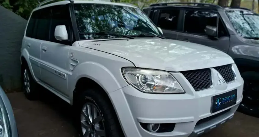Mitsubishi Pajero tr4 2012 2.0 4x4 16v 140cv flex 4p automático