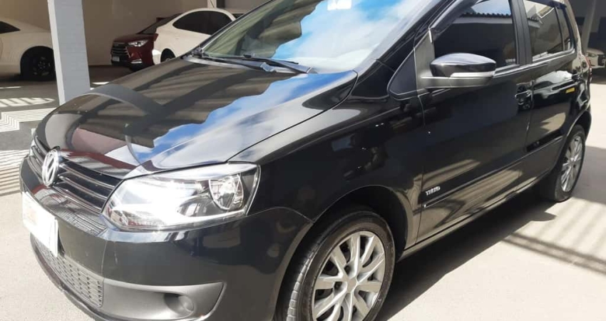 VOLKSWAGEN FOX 1.6 (G2) (TREND) 4P 2014