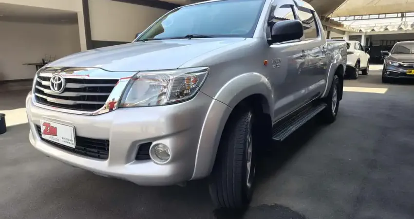 TOYOTA HILUX 2.7 CD SR 4X2 FLEX 2012-Com GNV-autom.