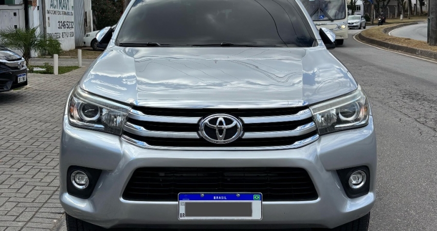 Toyota Hillux SRX 
