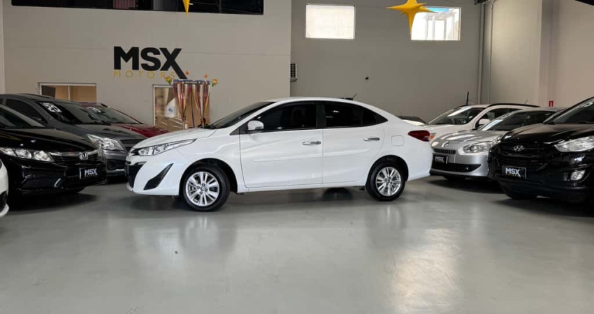 Toyota Yaris Flex Automático