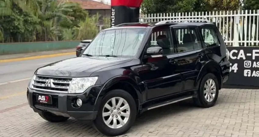Mitsubishi Pajero HPE Full 3.2 4x4 T.I.Dies. 5p Aut - Preta - 2010/2011