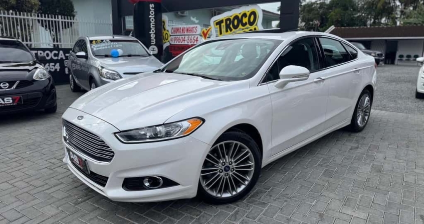 Ford Fusion Titanium 2.0 GTDI Eco. Fwd Aut.  - Branca - 2015/2015