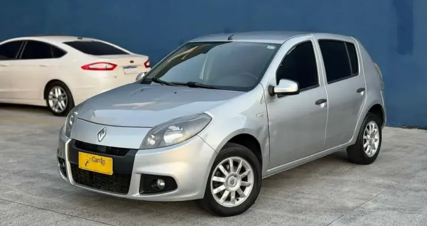 Renault Sandero Expression Hi-Flex 1.0 16V 5p  - Prata - 2014/2014